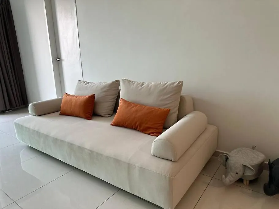 Apartment Melaka Homestay/3Bedroom/Up To 12Pax/Wi-Fi