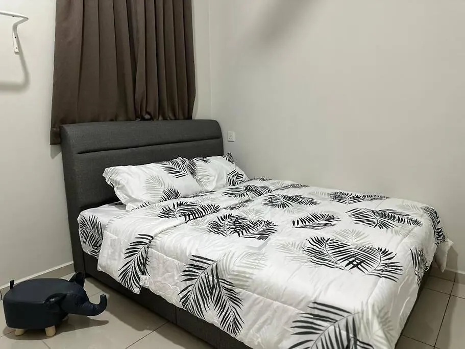 Apartment Melaka Homestay/3Bedroom/Up To 12Pax/Wi-Fi