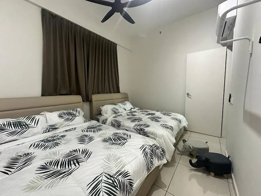 Apartment Melaka Homestay/3Bedroom/Up To 12Pax/Wi-Fi